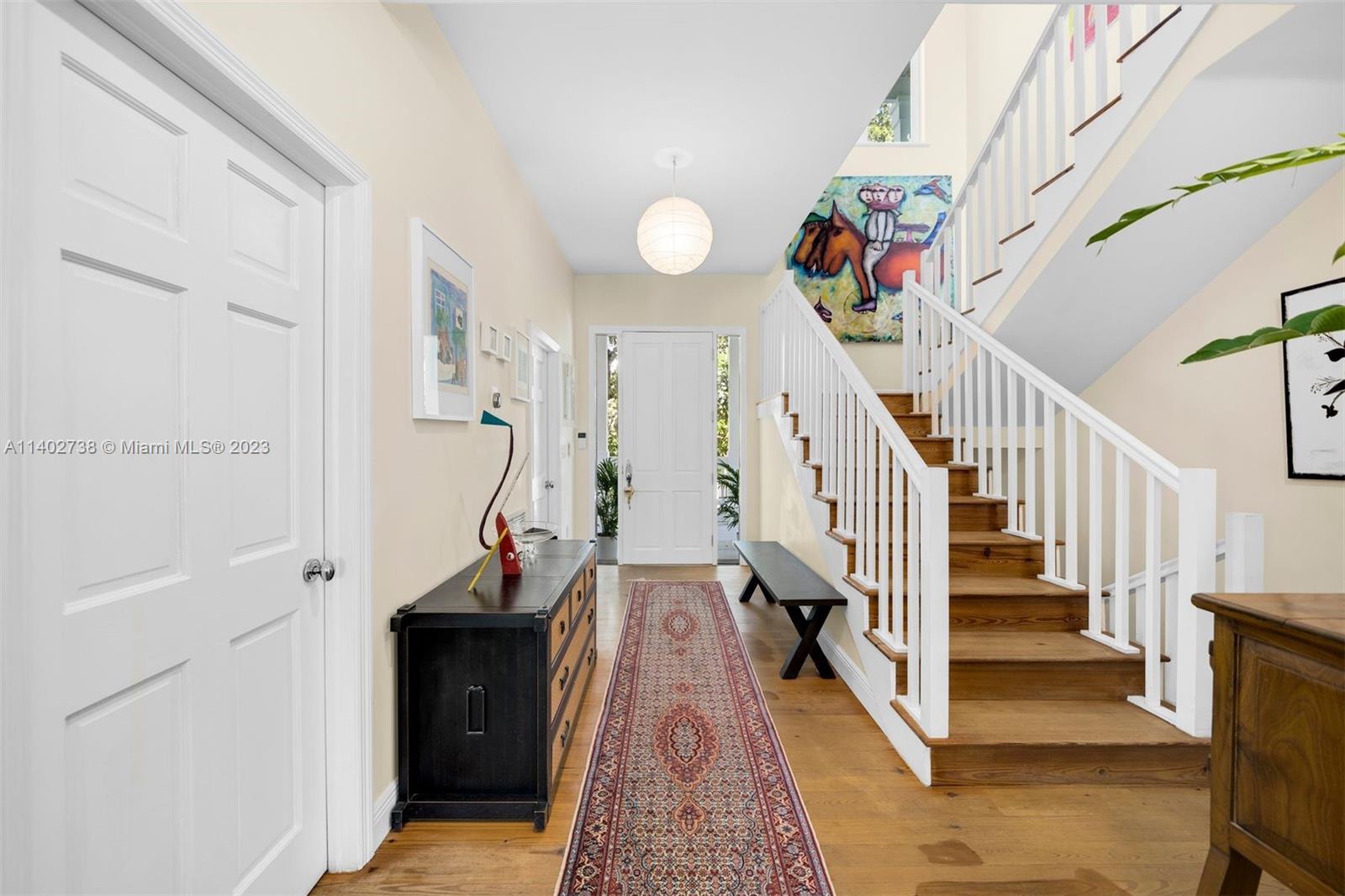 265 Hampton Lane Key Biscayne, FL 33149 - Photo 3 of 23 a view of entryway