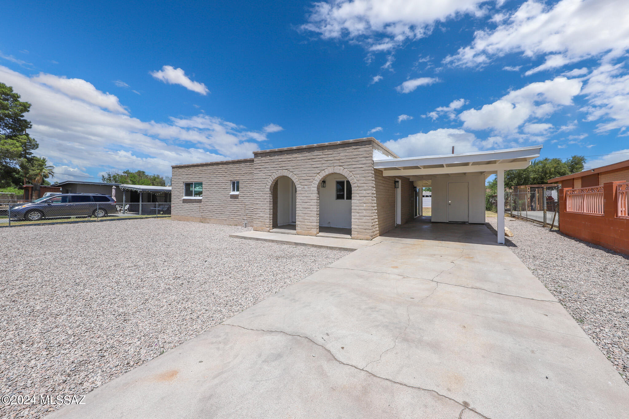 17 East Corona Road Tucson, AZ 85756 - Photo 3 of 30 Gallery Image 3