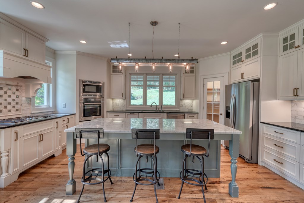 609 Cypress Pointe Lane Hayesville, NC 28904 - Photo 11 of 75