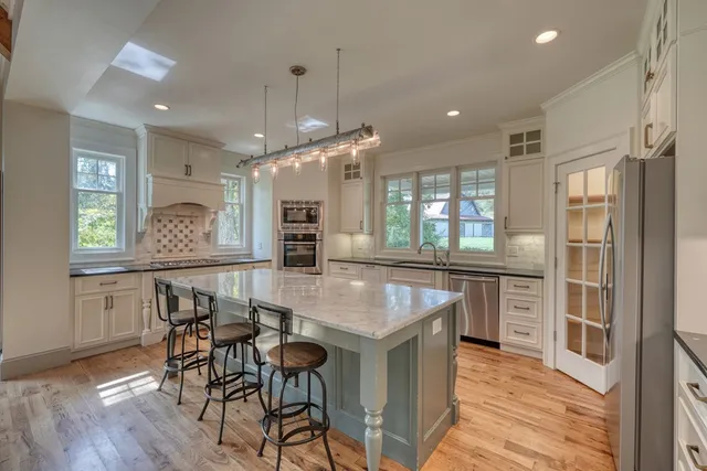 $1,190,000 | 609 Cypress Pointe Lane, Hayesville, NC 28904