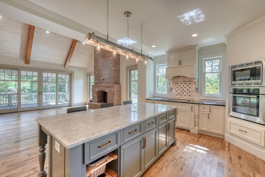 609 Cypress Pointe Lane Hayesville, NC 28904 - Photo 13 of 75