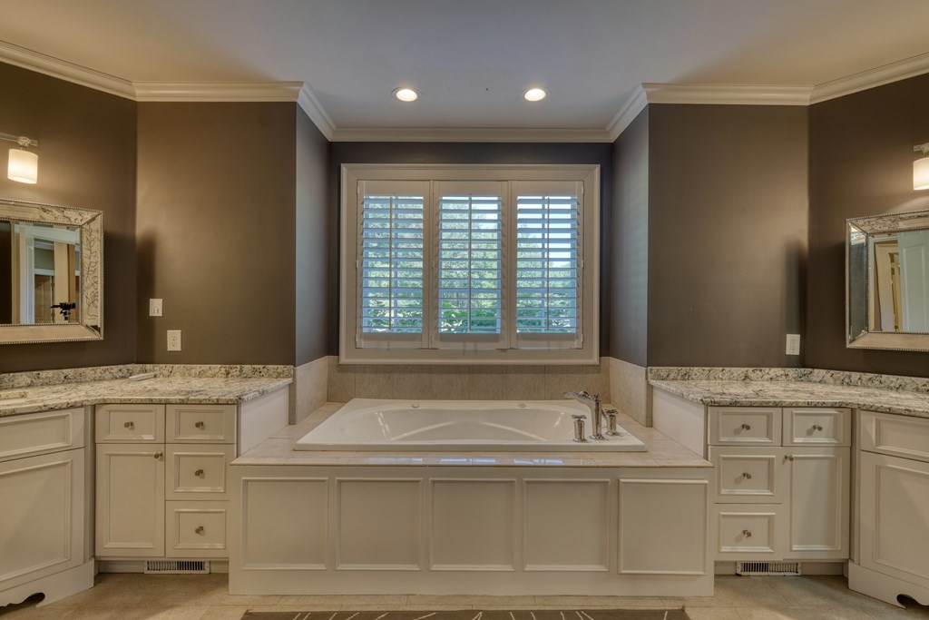 609 Cypress Pointe Lane Hayesville, NC 28904 - Photo 24 of 75