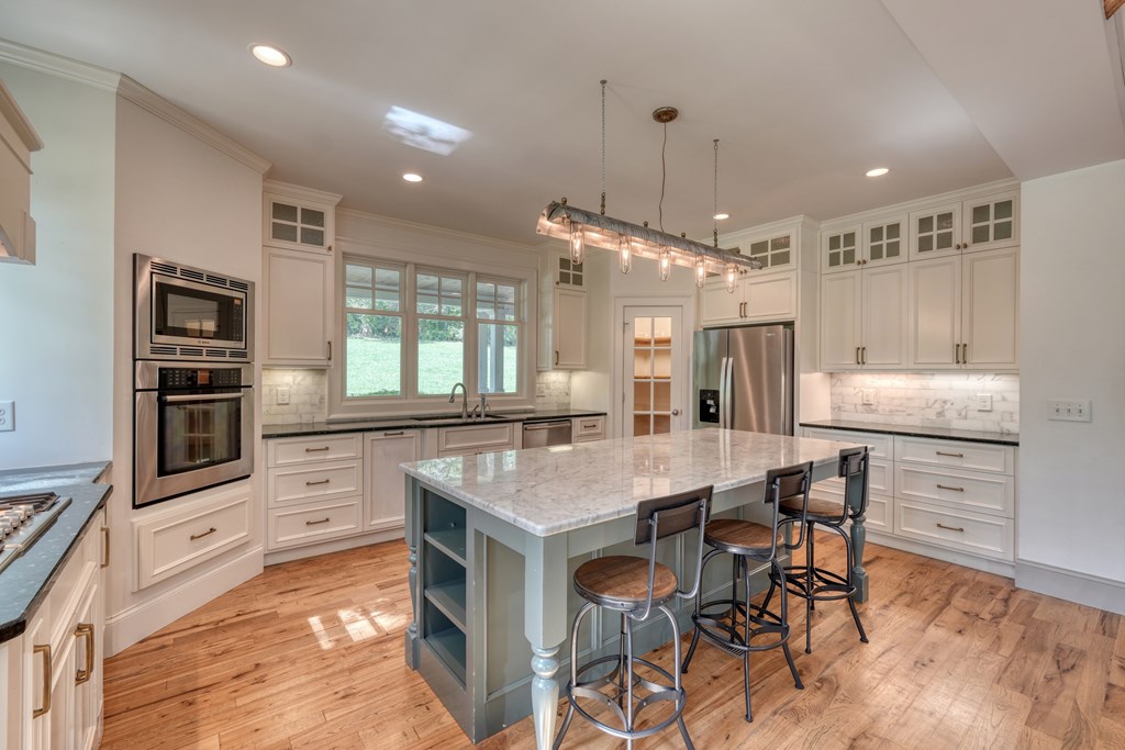 609 Cypress Pointe Lane Hayesville, NC 28904 - Photo 10 of 75