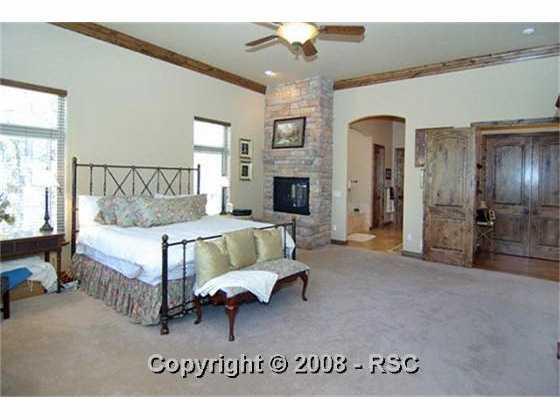 16389 Forest Light Road Colorado Springs, CO 80908 - Photo 9 of 14 Gallery Image 9