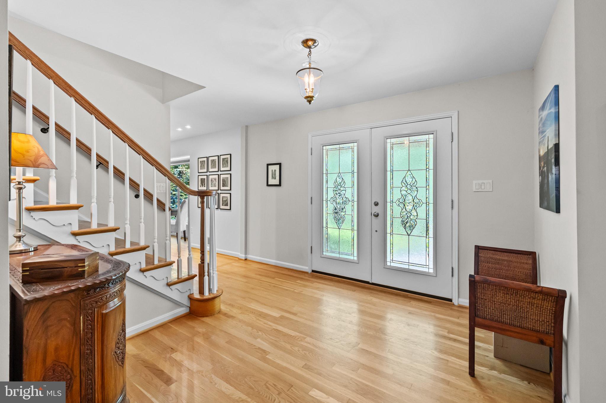 12007 Turf Lane Reston, VA 20191 - Photo 6 of 69