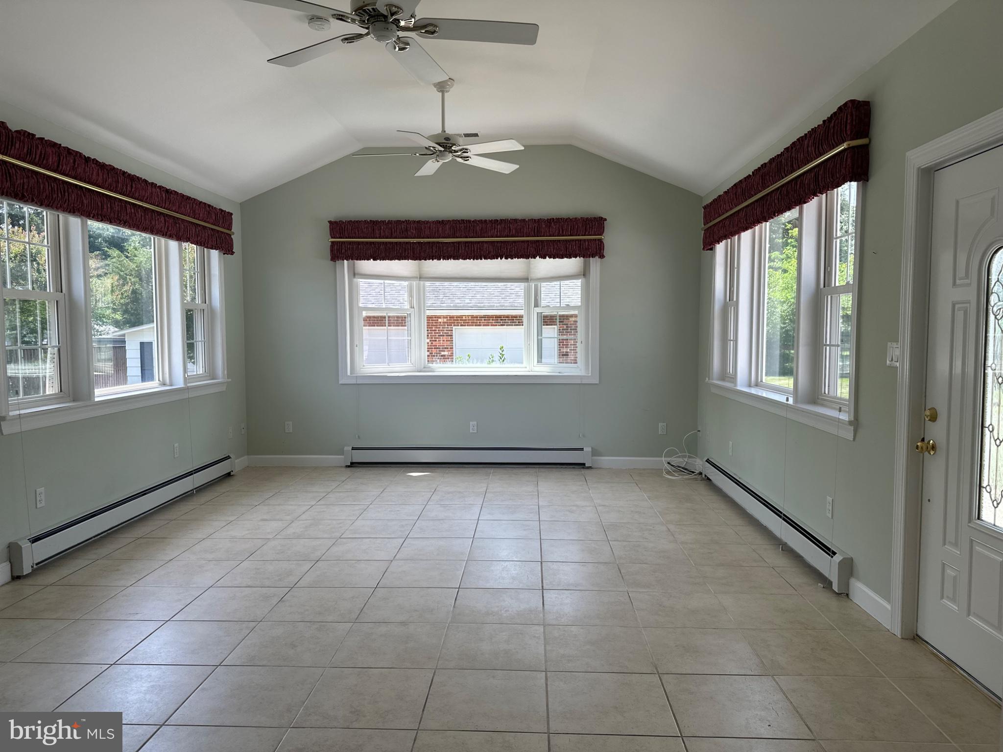 14616 Sturtevant Road Silver Spring, MD 20905 - Photo 4 of 44 Bright and airy sunlit space.