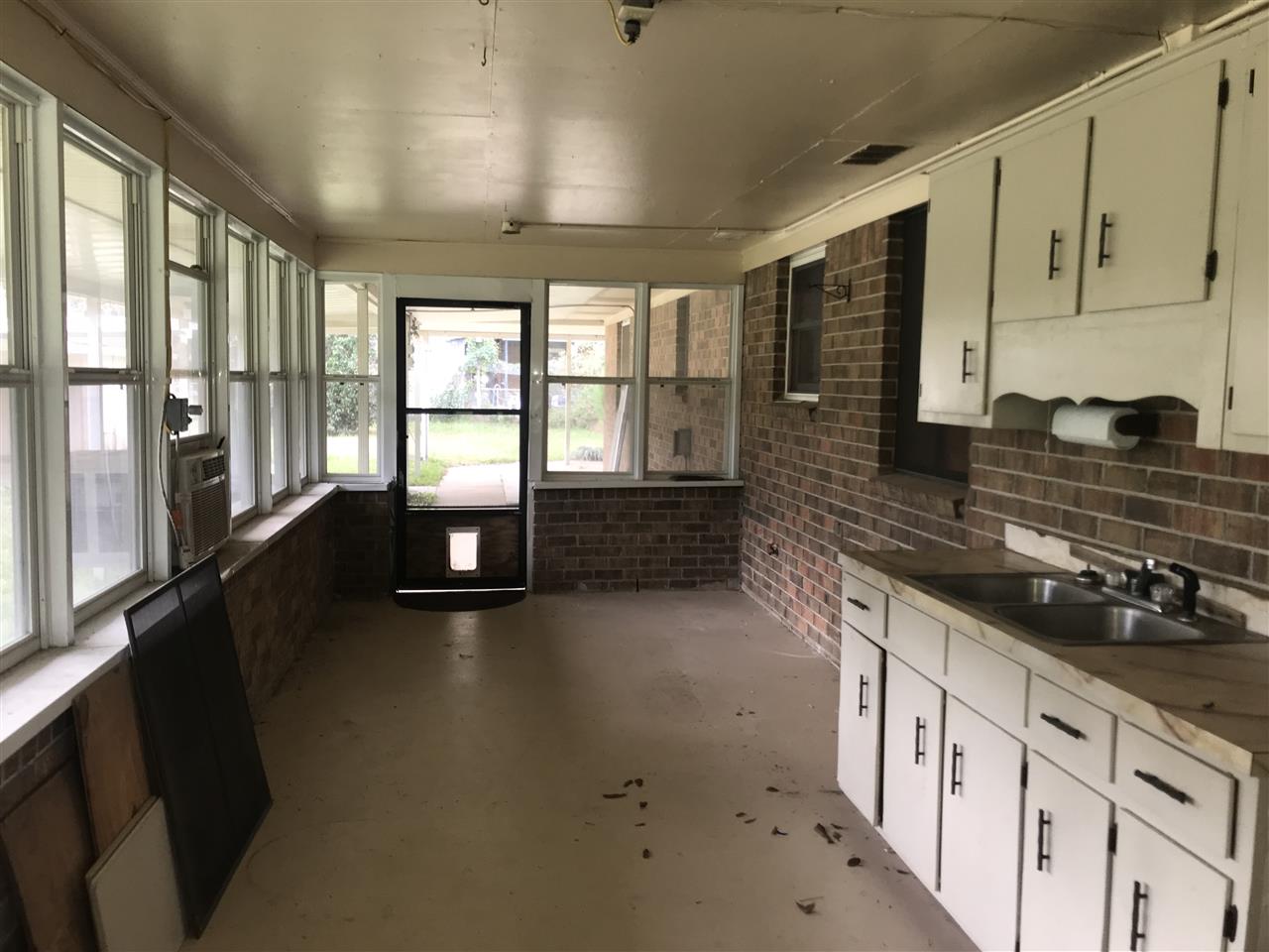 603 West Marigold Avenue Foley, AL 36535 - Photo 4 of 14
