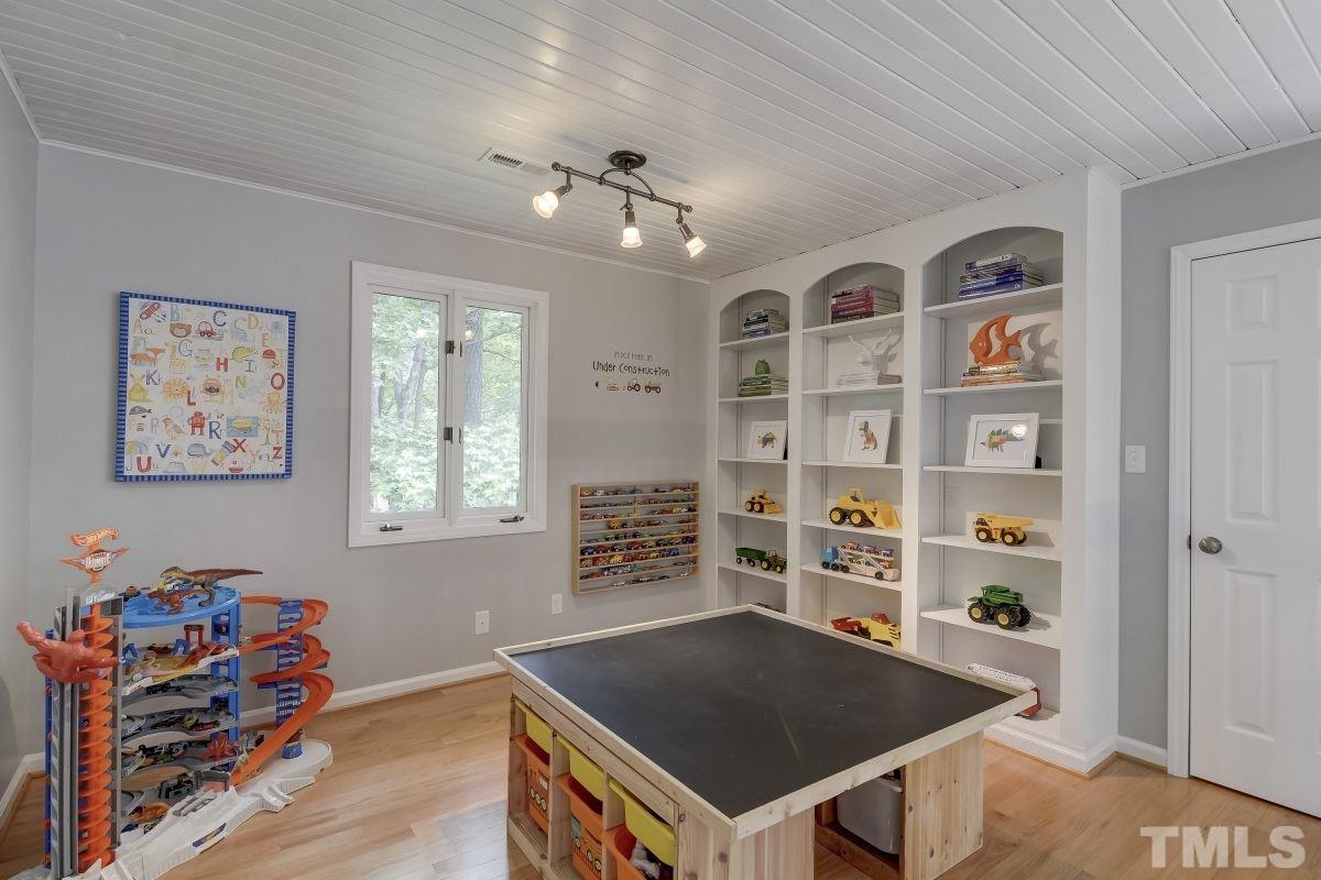 6213 Lookout Loop Raleigh, NC 27612 - Photo 13 of 25 Gallery Image 13