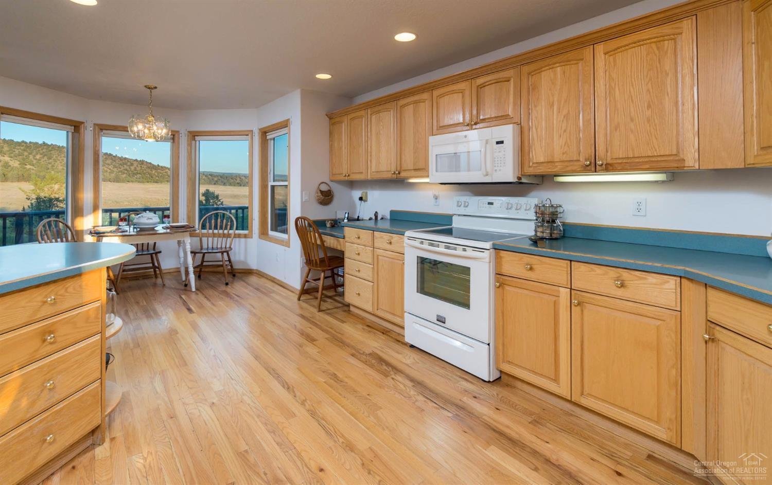 2926 Northeast Yellowpine Road Prineville, OR 97754 - Photo 8 of 24 Additional Photo