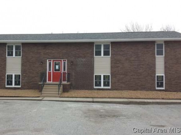 2405 Ladley Court Springfield, IL 62703 - Photo 1 of 22 Gallery Image 1