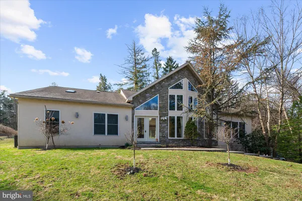 $649,000 | 302 North Tulpehocken Road, Reading, PA 19601