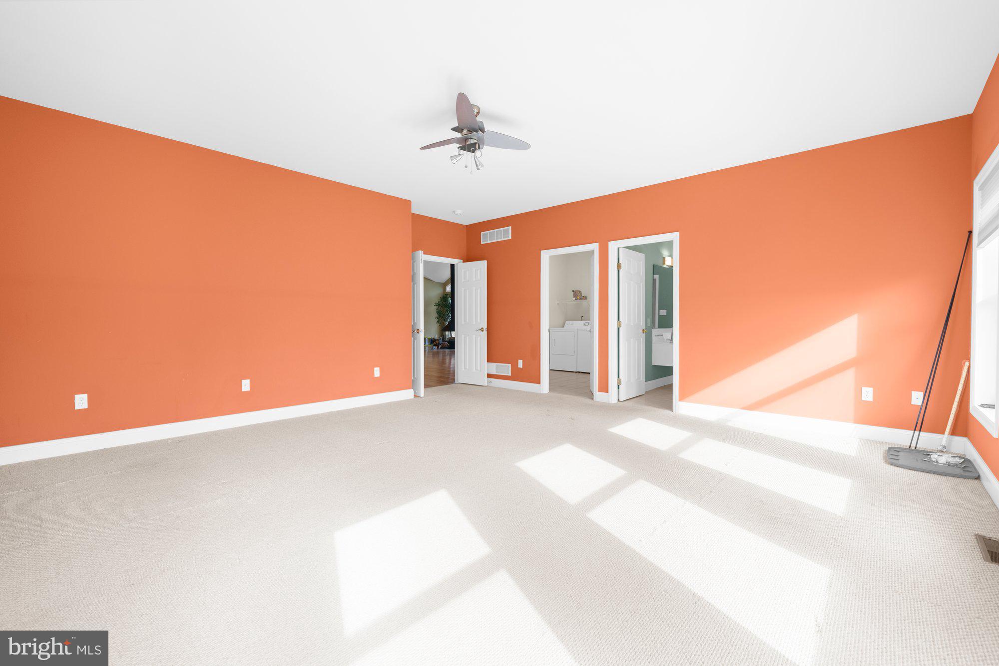 302 North Tulpehocken Road Reading, PA 19601 - Photo 13 of 38