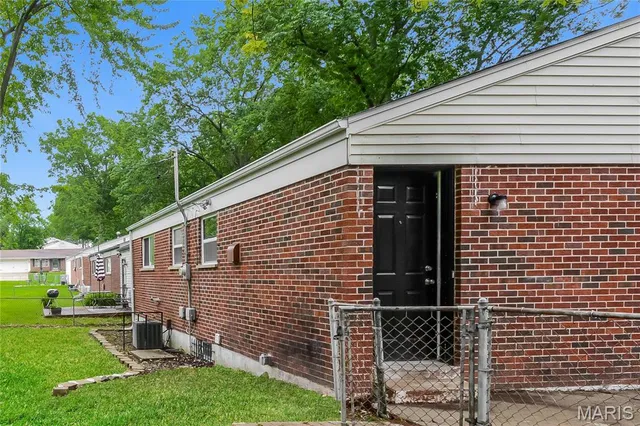 $1,195 | 1549 Keelen Drive, St. Louis, MO 63136