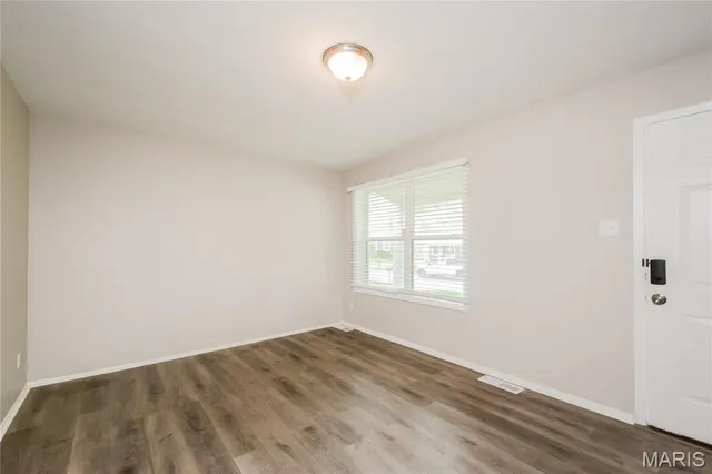 $1,195 | 1549 Keelen Drive, St. Louis, MO 63136