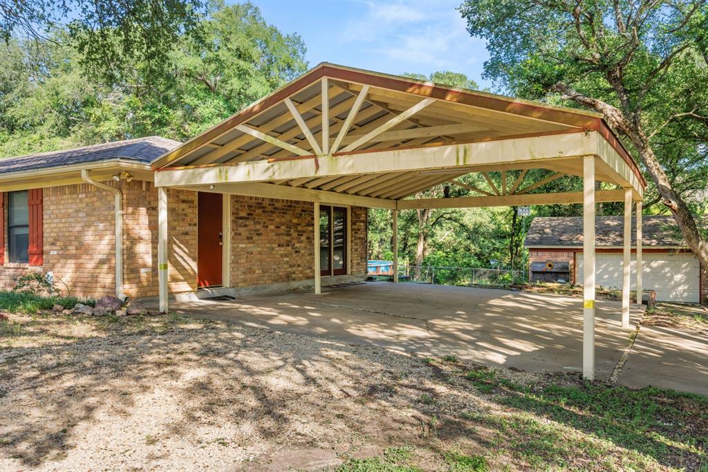 13539 Chapel Road Lorena, TX 76655 - Photo 30 of 37