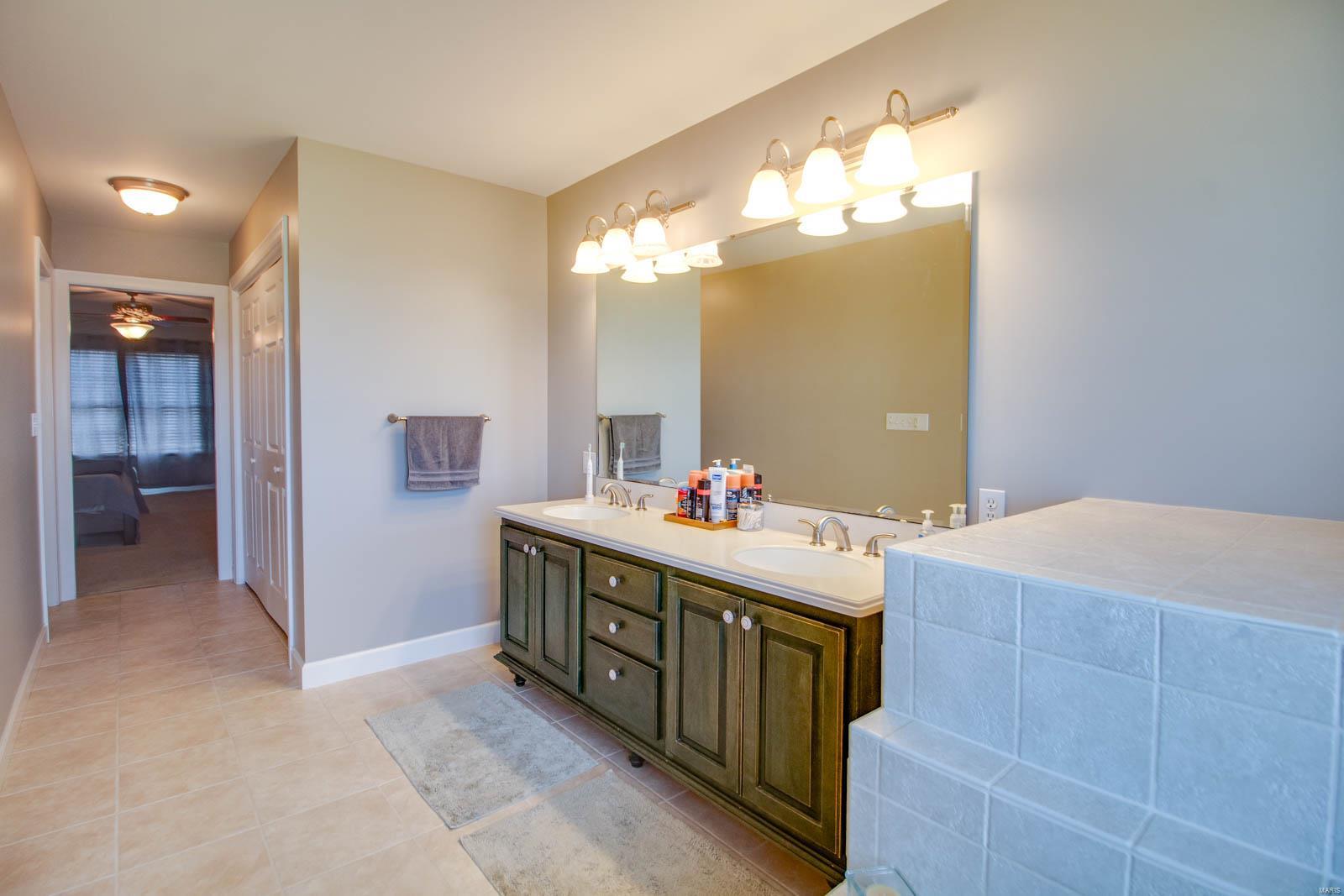 15443 Salem Road Grafton, IL 62037 - Photo 54 of 67