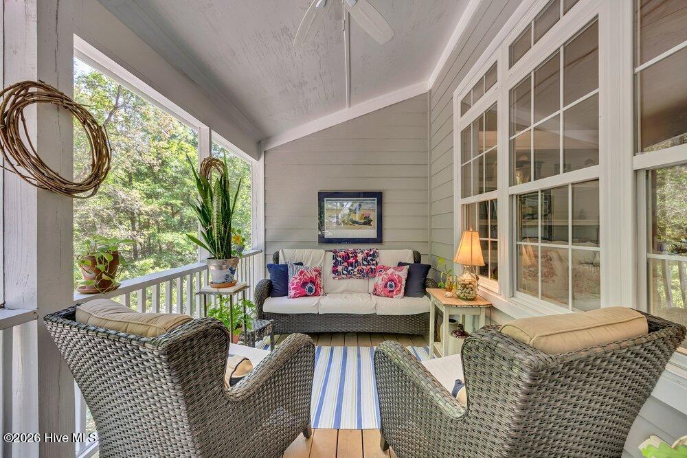 517 Valley Brook Road Wilmington, NC 28412 - Photo 13 of 41 Screened Porch