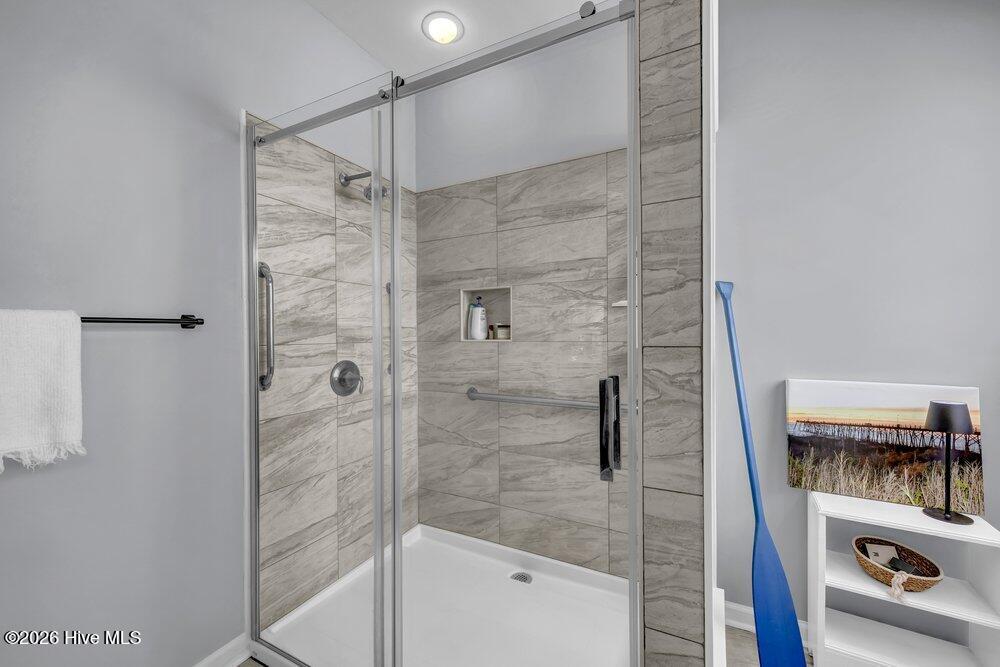 517 Valley Brook Road Wilmington, NC 28412 - Photo 19 of 41 Primary Bathroom