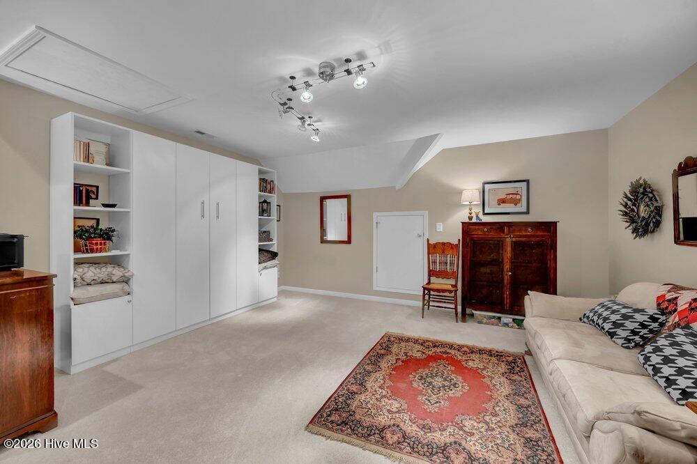 517 Valley Brook Road Wilmington, NC 28412 - Photo 27 of 41 Loft