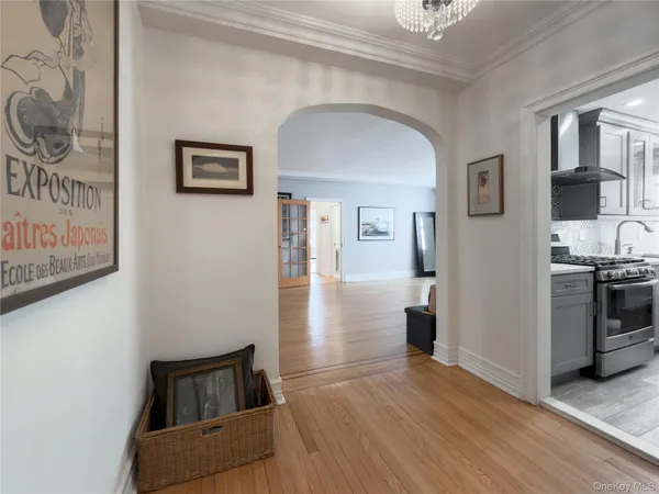 $219,000 | 4 Park Lane, Unit 2C, Mount Vernon, NY 10552