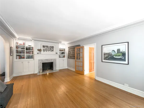 $219,000 | 4 Park Lane, Unit 2C, Mount Vernon, NY 10552