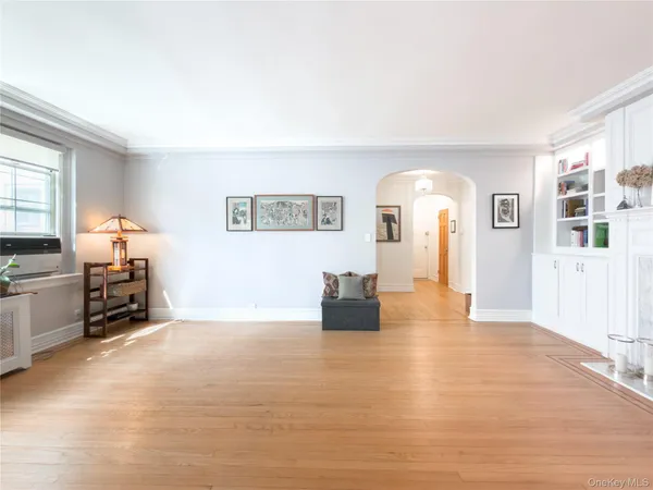 $219,000 | 4 Park Lane, Unit 2C, Mount Vernon, NY 10552