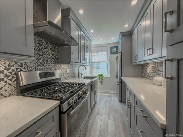 $219,000 | 4 Park Lane, Unit 2C, Mount Vernon, NY 10552