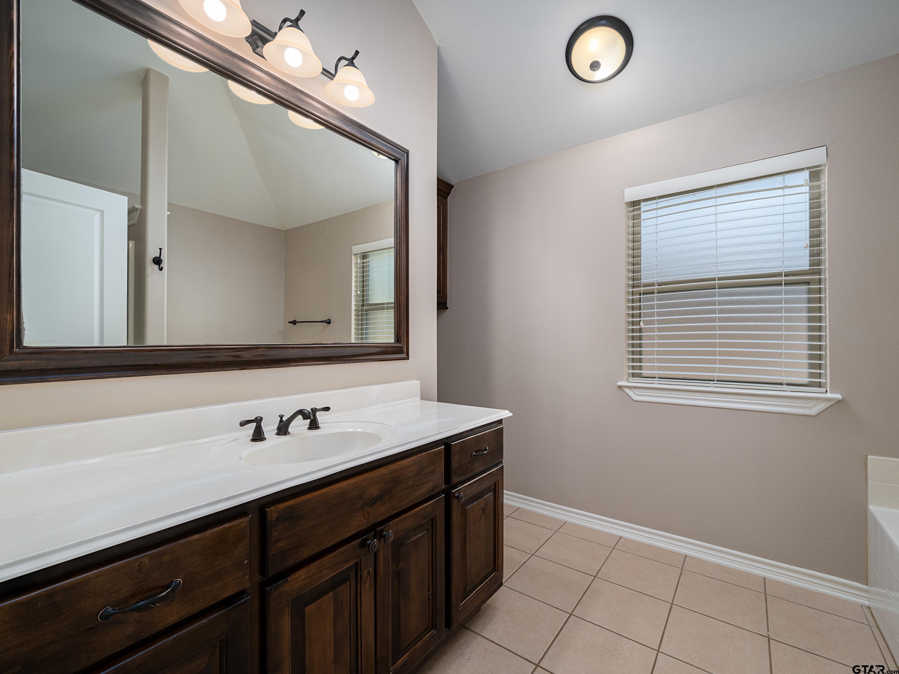 502 Virginia Whitehouse, TX 75791 - Photo 19 of 36