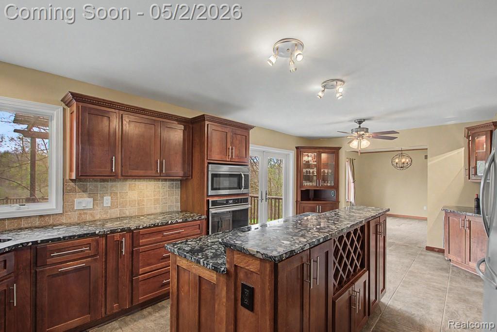 1160 South Garner Road Milford, MI 48380 - Photo 6 of 62 Gallery Image 6
