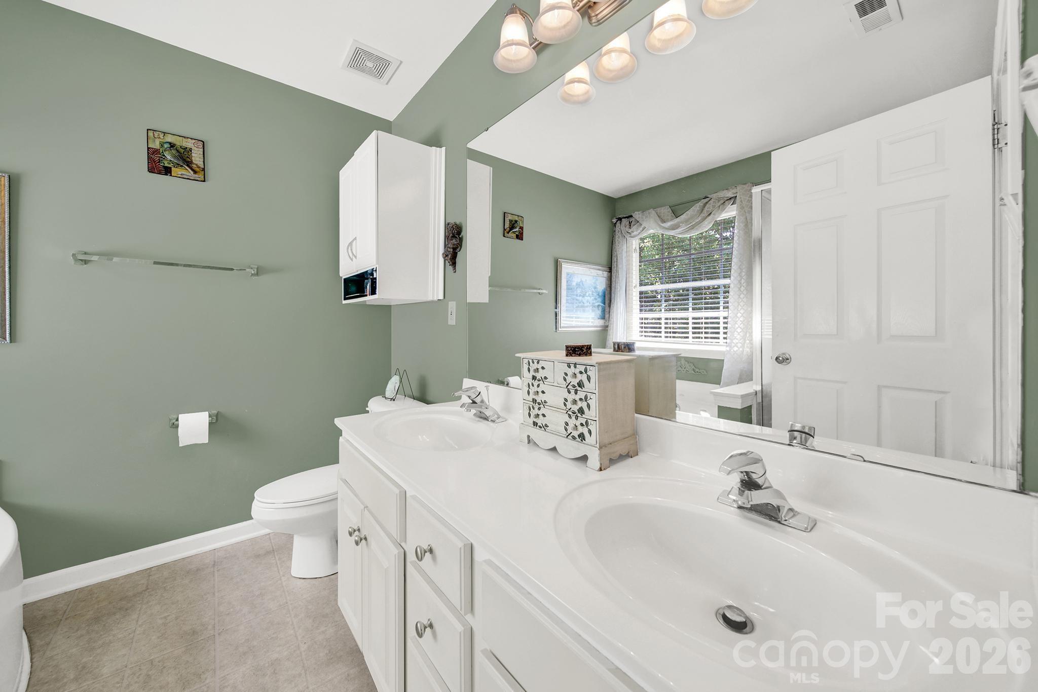 3752 Leela Palace Way Fort Mill, SC 29708 - Photo 21 of 46