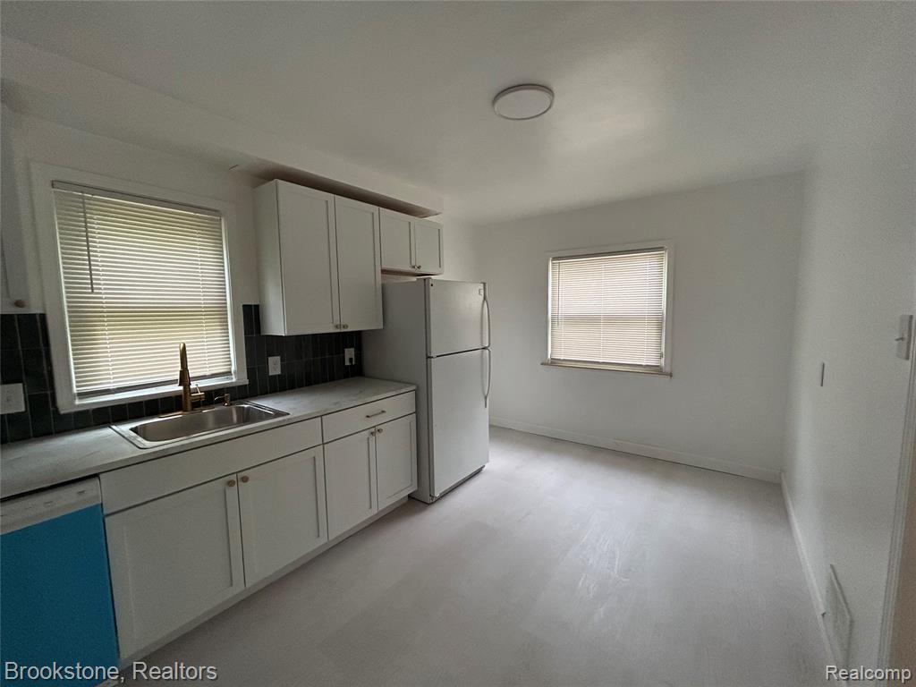 26707 Penn Street Inkster, MI 48141 - Photo 10 of 29