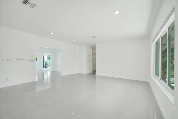 $3,500,000 | 1995 North Hibiscus Drive, North Miami, FL 33181