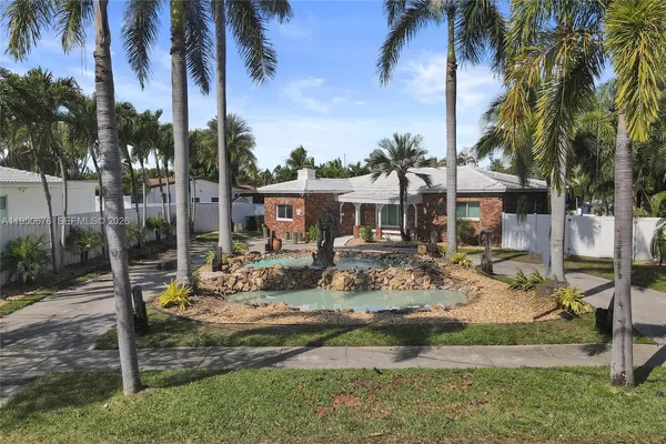 $3,500,000 | 1995 North Hibiscus Drive, North Miami, FL 33181