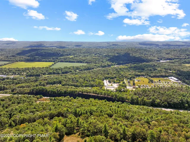 $1,384,000 | 4 Gary Lane, Milford, PA 18337