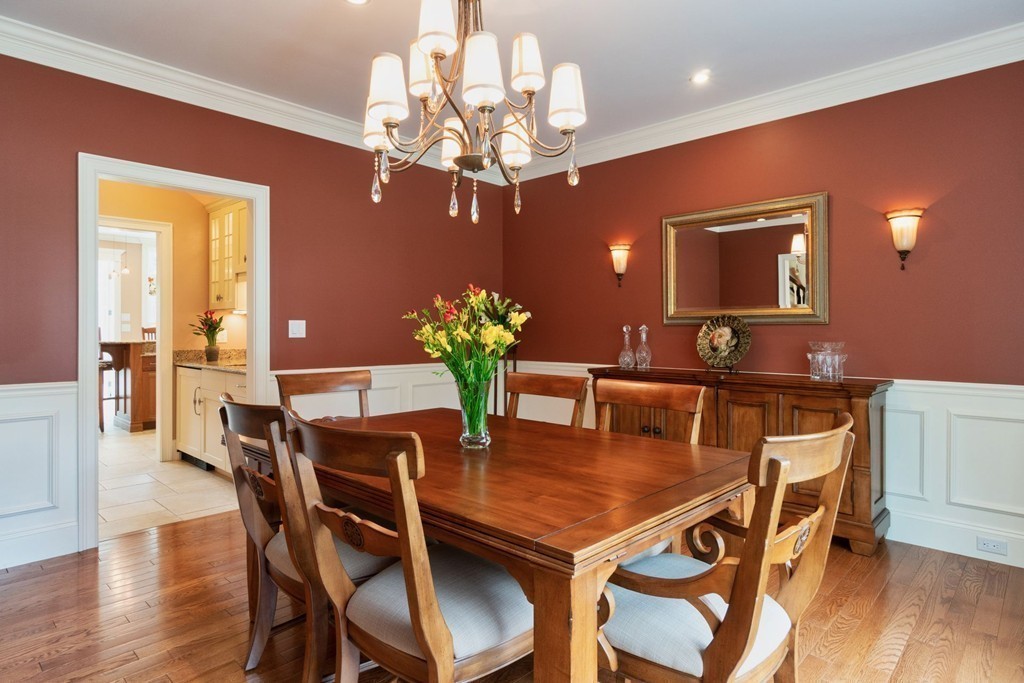 29 Woodcliffe Road Lexington, MA 02421 - Photo 9 of 35