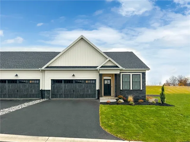 $596,600 | 617 High Line Trail, Victor, NY 14564