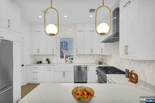 $1,799,000 | 74 Hillside Terrace, Livingston, NJ 07039