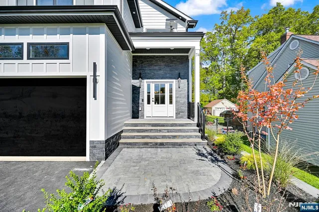 $1,799,000 | 74 Hillside Terrace, Livingston, NJ 07039