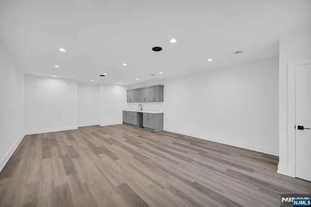 $1,799,000 | 74 Hillside Terrace, Livingston, NJ 07039