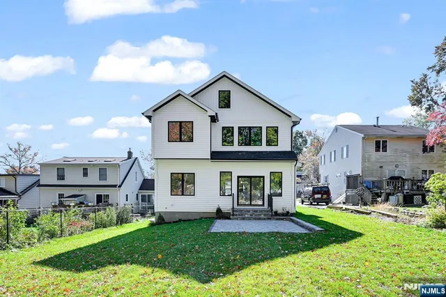 $1,799,000 | 74 Hillside Terrace, Livingston, NJ 07039