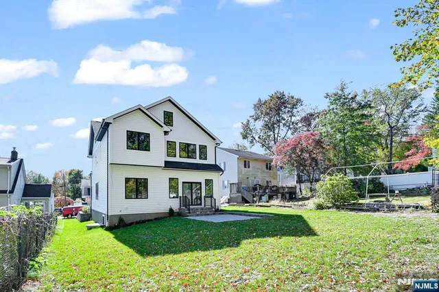 $1,799,000 | 74 Hillside Terrace, Livingston, NJ 07039