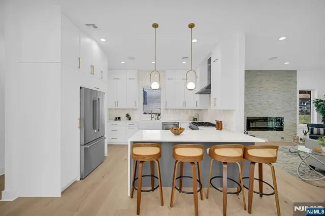 $1,799,000 | 74 Hillside Terrace, Livingston, NJ 07039