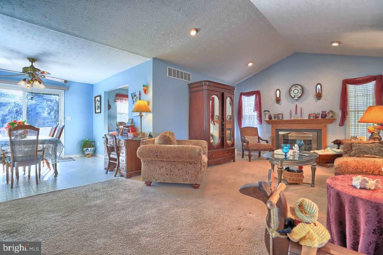 365 Sechrist Flat Road Felton, PA 17322 - Photo 3 of 36