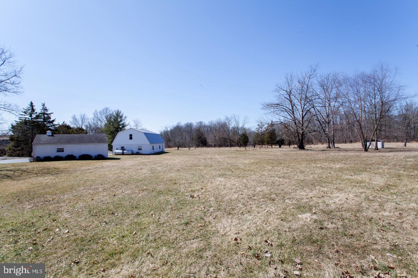 4012 Campbell Road Pennsburg, PA 18073 - Photo 12 of 57