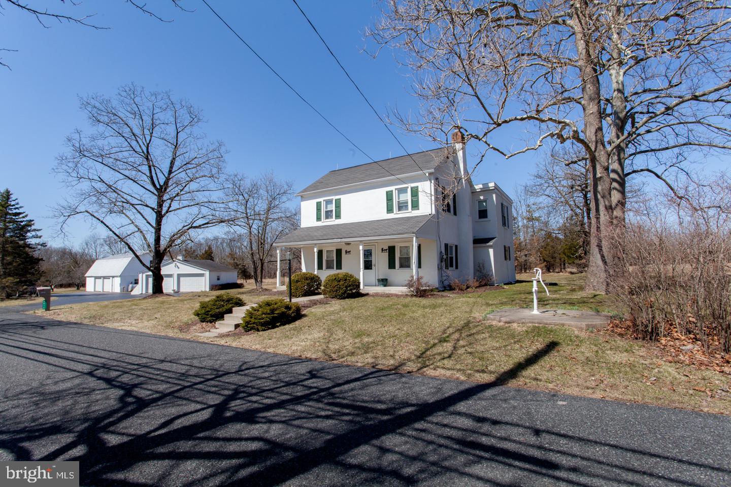 4012 Campbell Road Pennsburg, PA 18073 - Photo 5 of 57