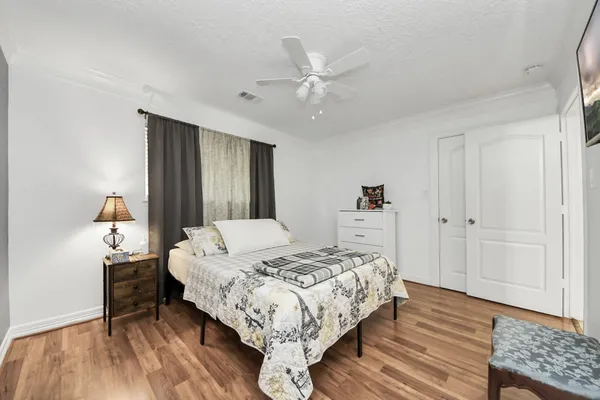 $360,000 | 24 Woody Creek Drive, Conroe, TX 77301