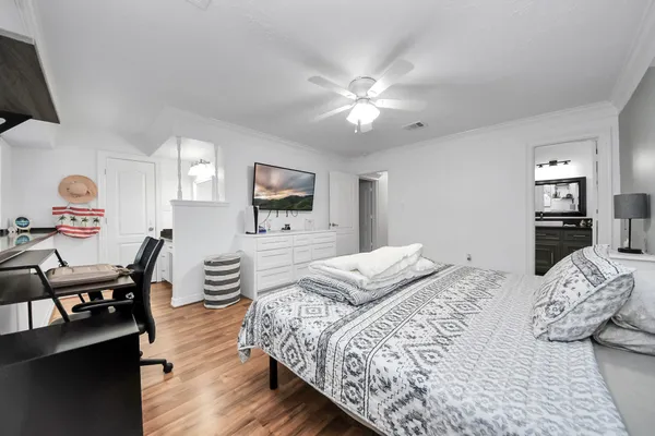 $360,000 | 24 Woody Creek Drive, Conroe, TX 77301