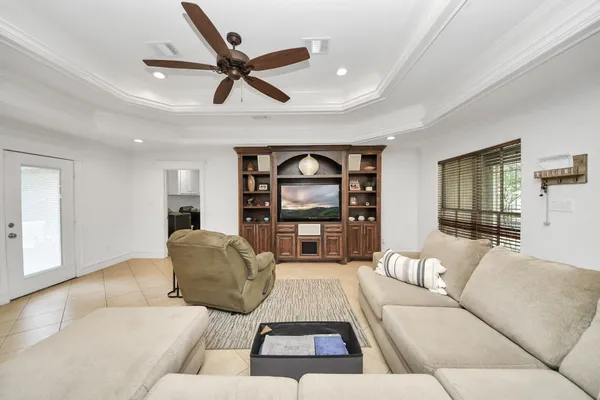 $360,000 | 24 Woody Creek Drive, Conroe, TX 77301