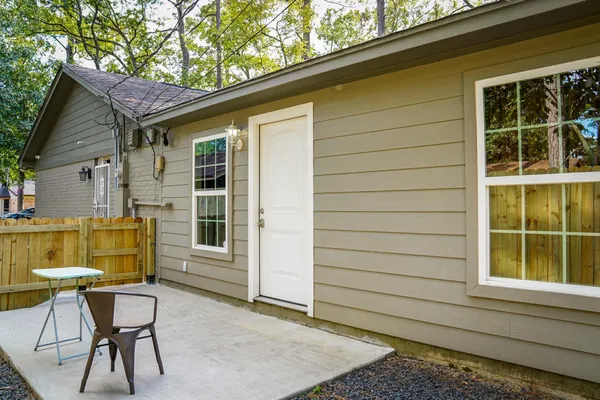 $360,000 | 24 Woody Creek Drive, Conroe, TX 77301