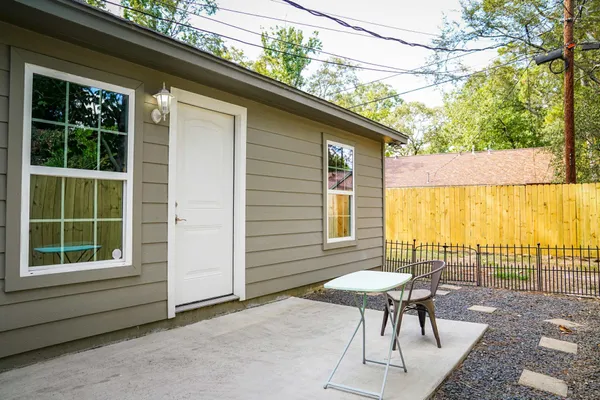 $360,000 | 24 Woody Creek Drive, Conroe, TX 77301